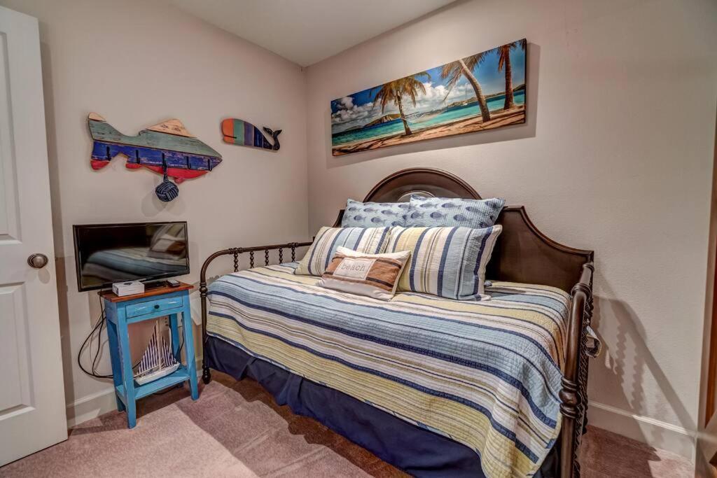 Bradenton Beach Resort Style Getaway-Walk To Beach Exterior foto